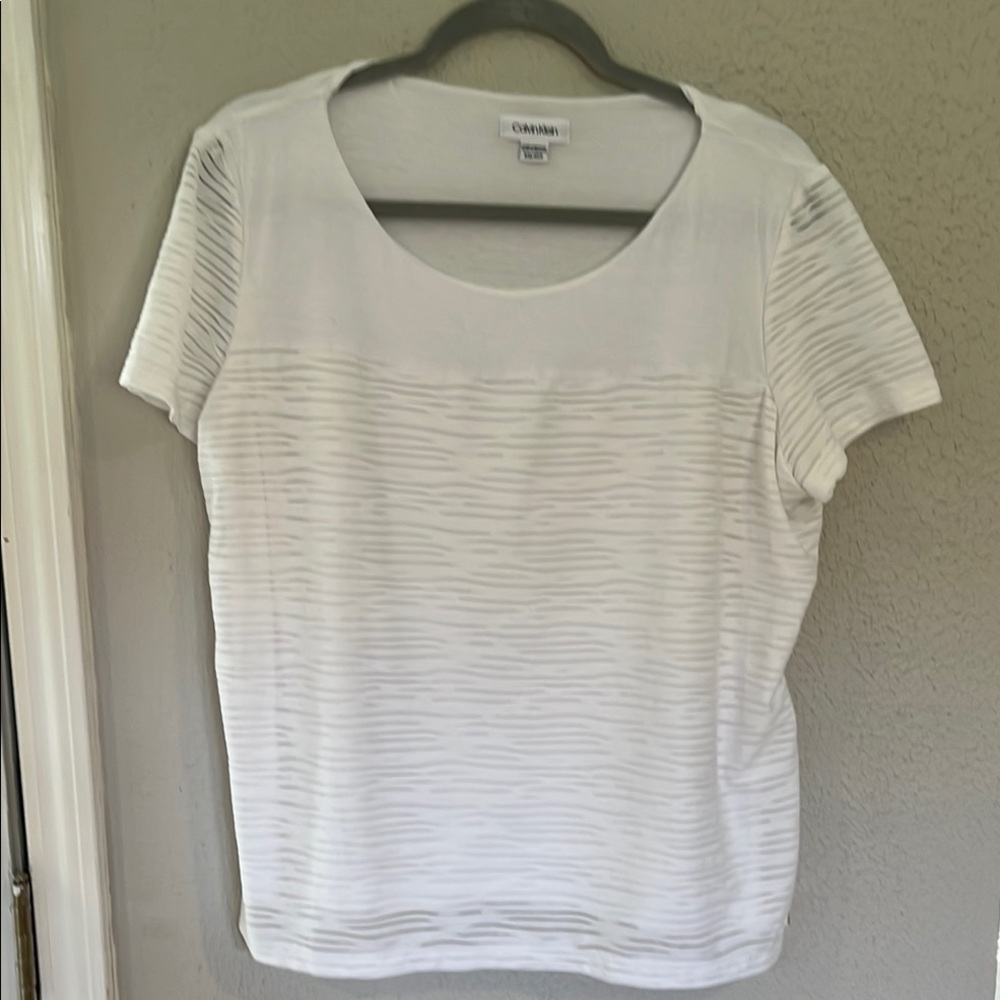 Calvin Klein White Textured Women's Top Sz XXL/EEG, semi Sheer, layered fabric